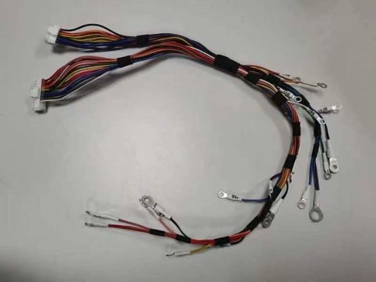 Arnés de alambre personalizado certificado UL blanco negro con rango de temperatura 22AWG -20oC-85oC 300V