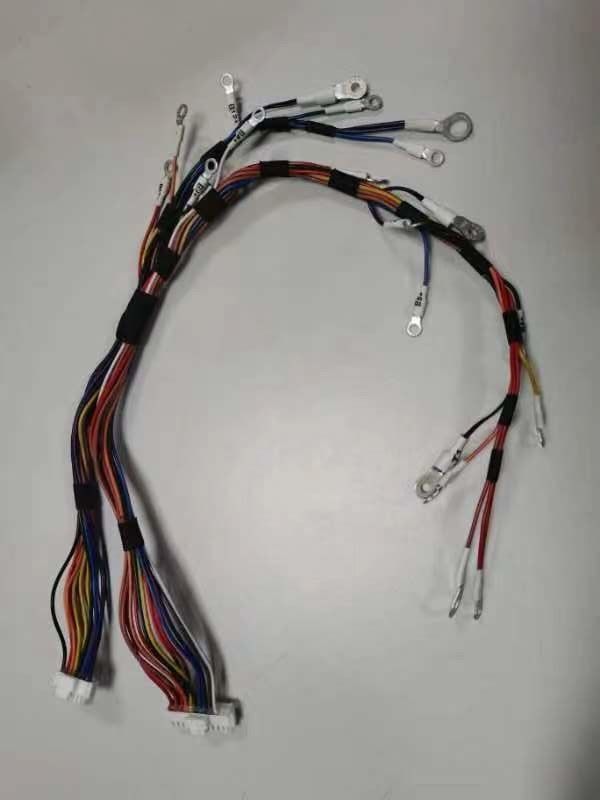 300V E490340 2,45 pitch Dupont 4p Arneses de alambre con rango de temperatura de -40oC a 105oC y conectores TRS
